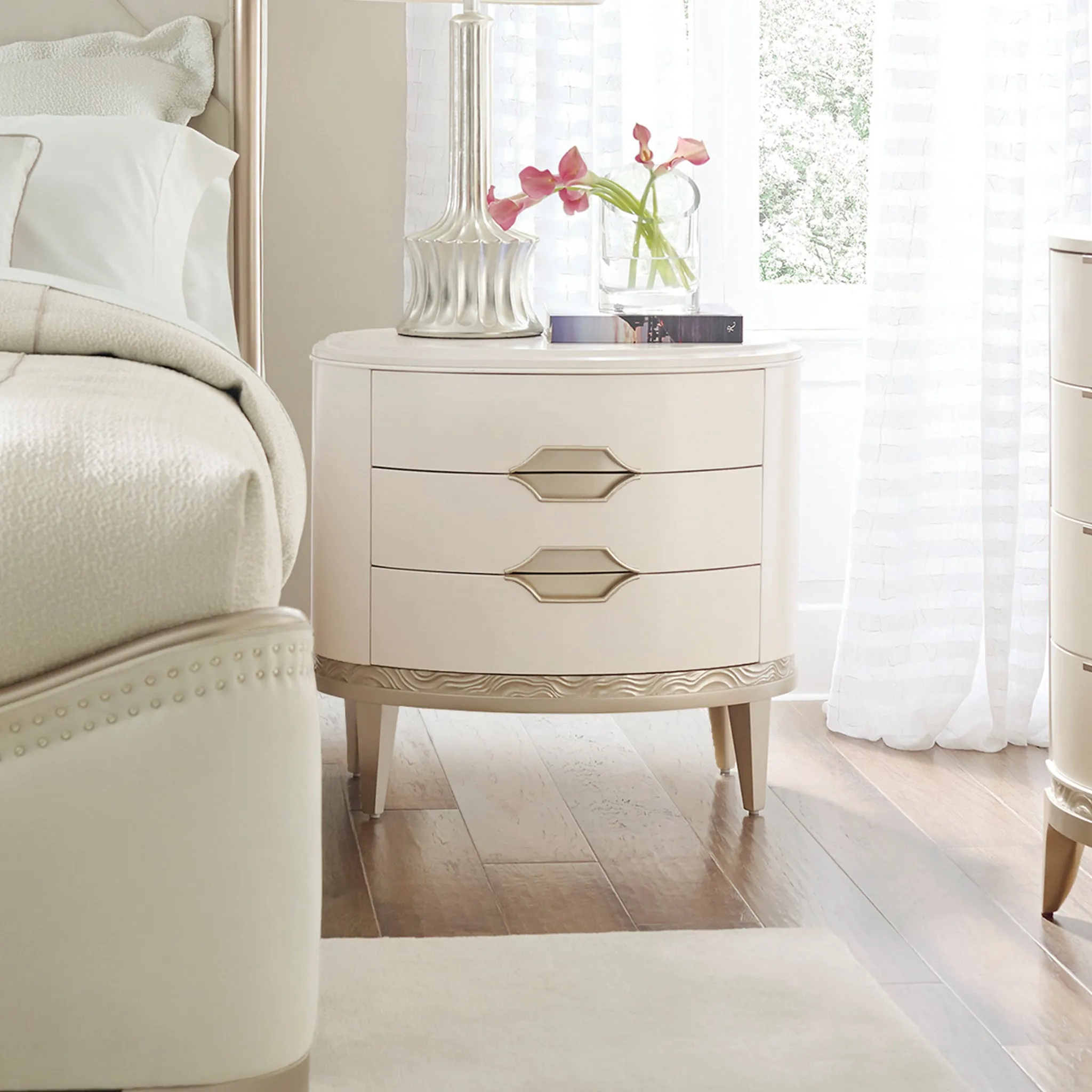 ADELA NIGHTSTAND