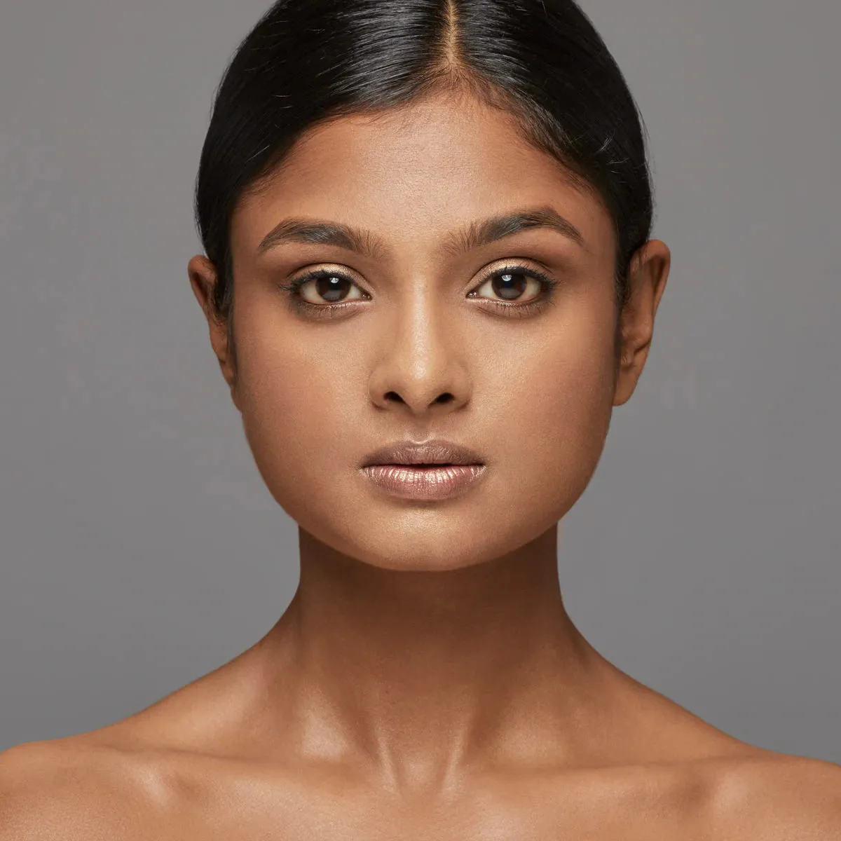 Concealer / Foundation - "5.0"