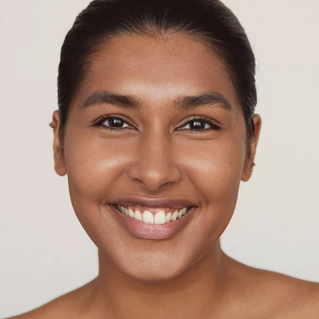 Kjaer Weis Invisible Touch Liquid Foundation