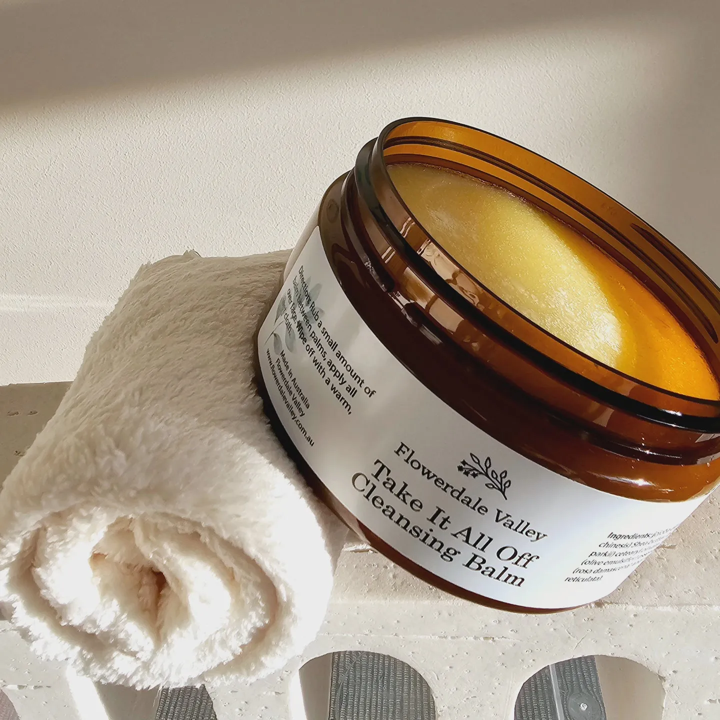 Take it all off Cleansing Balm Larger Size plus cloth